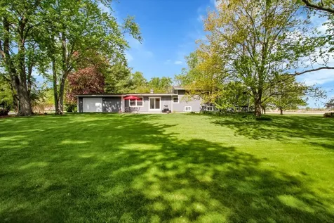 31471 North Ranch Road Grayslake IL 60030