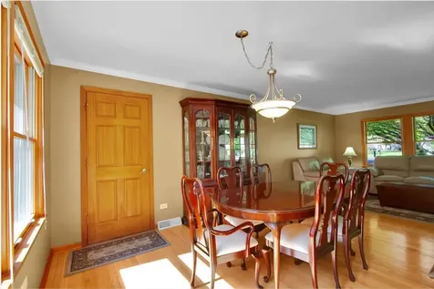 31471 North Ranch Road Grayslake IL 60030