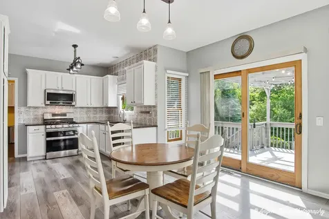 1717 Spruce Street Spring Grove IL 60081
