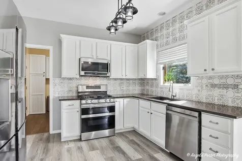 1717 Spruce Street Spring Grove IL 60081
