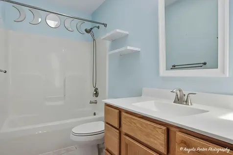1717 Spruce Street Spring Grove IL 60081