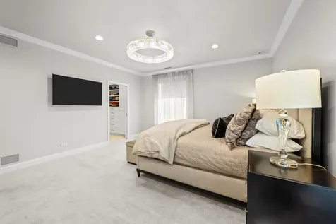 485 Oakwood Avenue Lake Forest IL 60045
