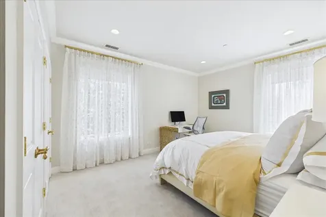 485 Oakwood Avenue Lake Forest IL 60045