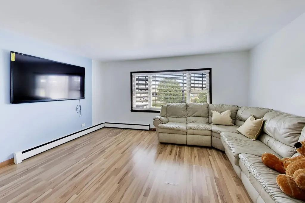 3111 West Foster Avenue Chicago IL 60625