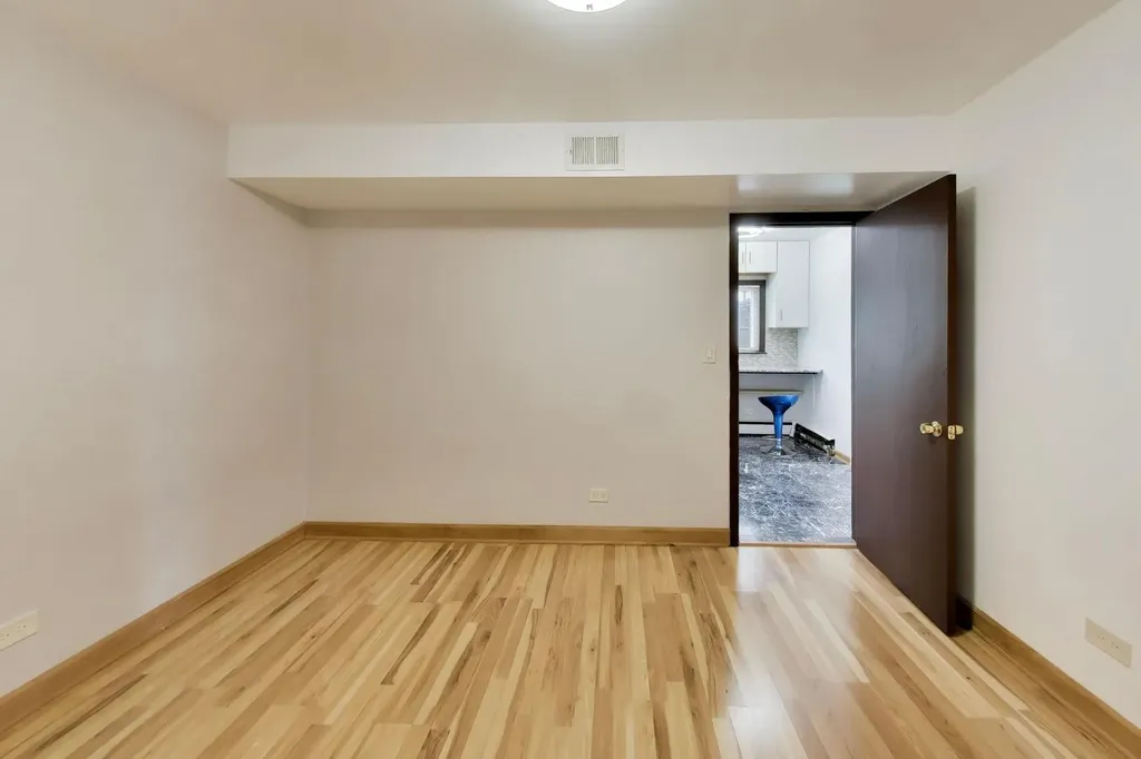 3111 West Foster Avenue Chicago IL 60625