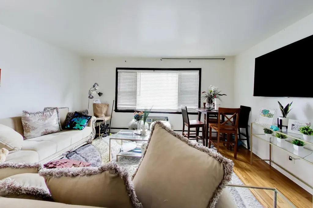 3111 West Foster Avenue Chicago IL 60625