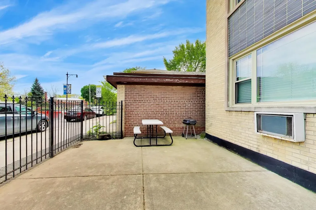3111 West Foster Avenue Chicago IL 60625