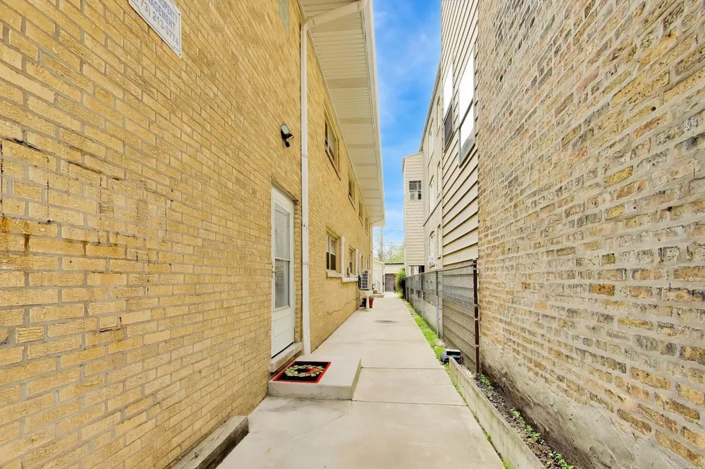 3111 West Foster Avenue Chicago IL 60625