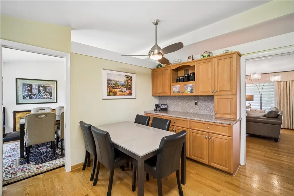 323 Vine Street Wilmette IL 60091