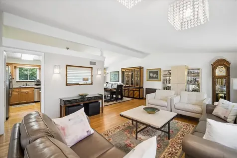 323 Vine Street Wilmette IL 60091