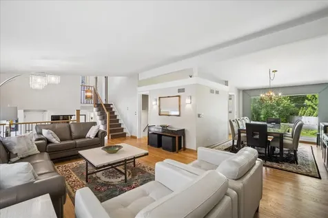 323 Vine Street Wilmette IL 60091
