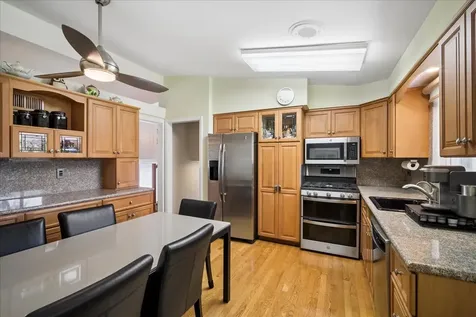 323 Vine Street Wilmette IL 60091