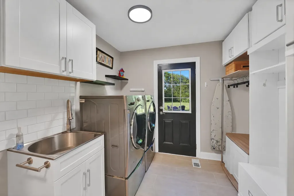 10545 Royal Porthcawl Drive Naperville IL 60564