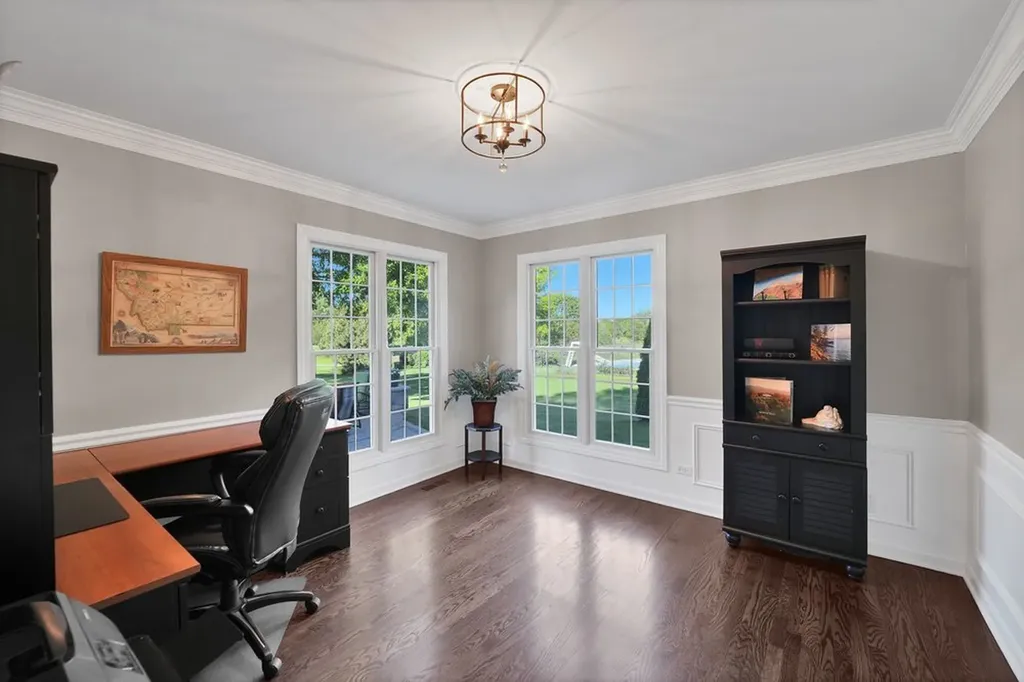 10545 Royal Porthcawl Drive Naperville IL 60564