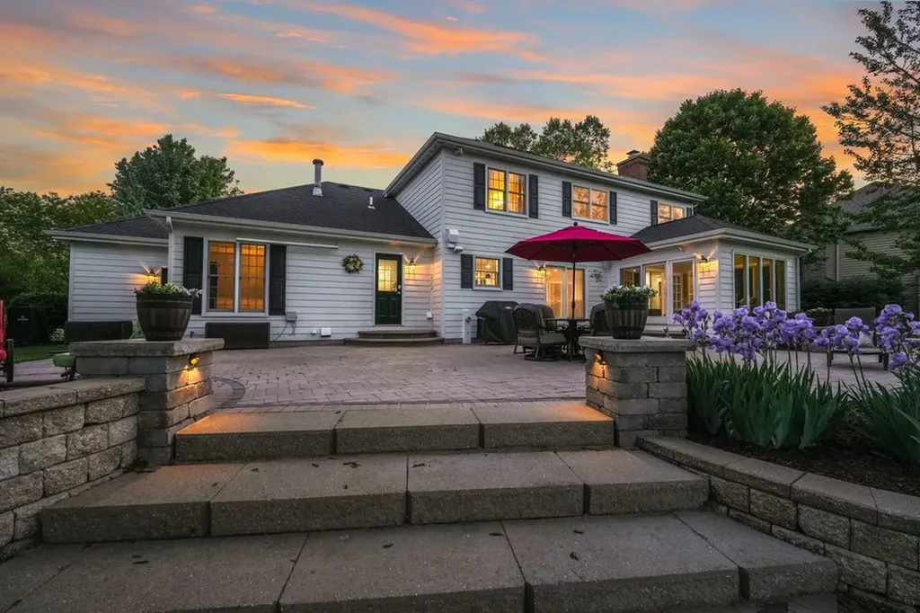 10545 Royal Porthcawl Drive Naperville IL 60564