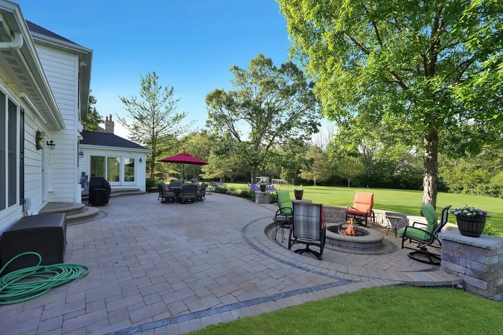 10545 Royal Porthcawl Drive Naperville IL 60564