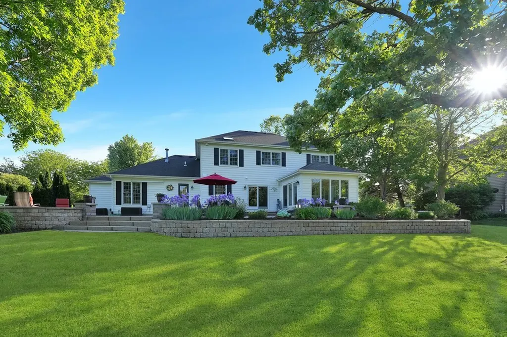 10545 Royal Porthcawl Drive Naperville IL 60564