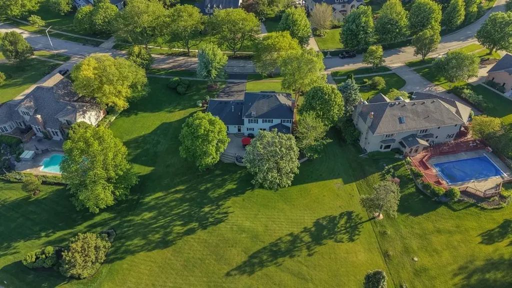 10545 Royal Porthcawl Drive Naperville IL 60564