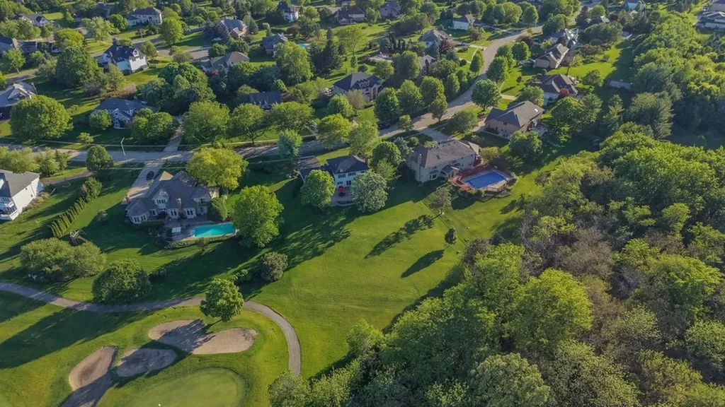 10545 Royal Porthcawl Drive Naperville IL 60564