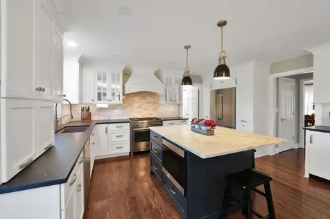 10545 Royal Porthcawl Drive Naperville IL 60564