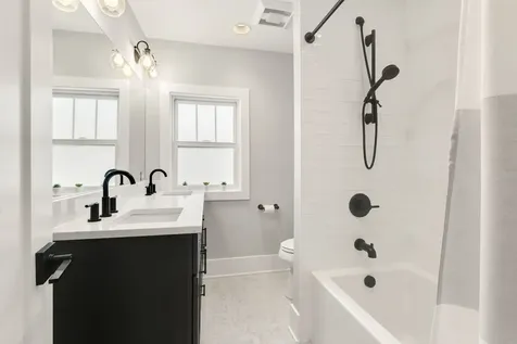 903 North Vail Avenue Arlington Heights IL 60004