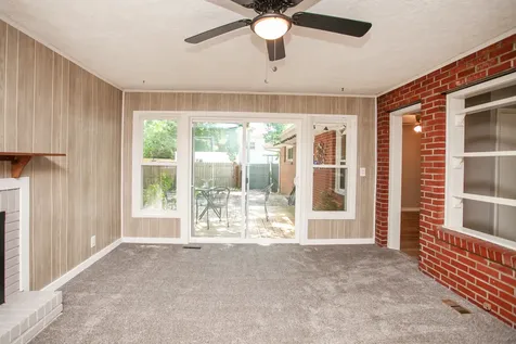 9 Riser Avenue Bloomington IL 61701