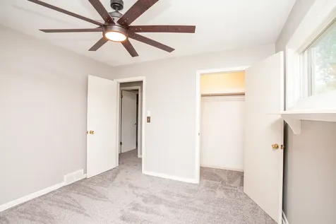 9 Riser Avenue Bloomington IL 61701