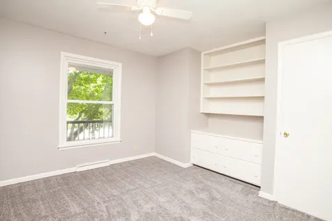 9 Riser Avenue Bloomington IL 61701
