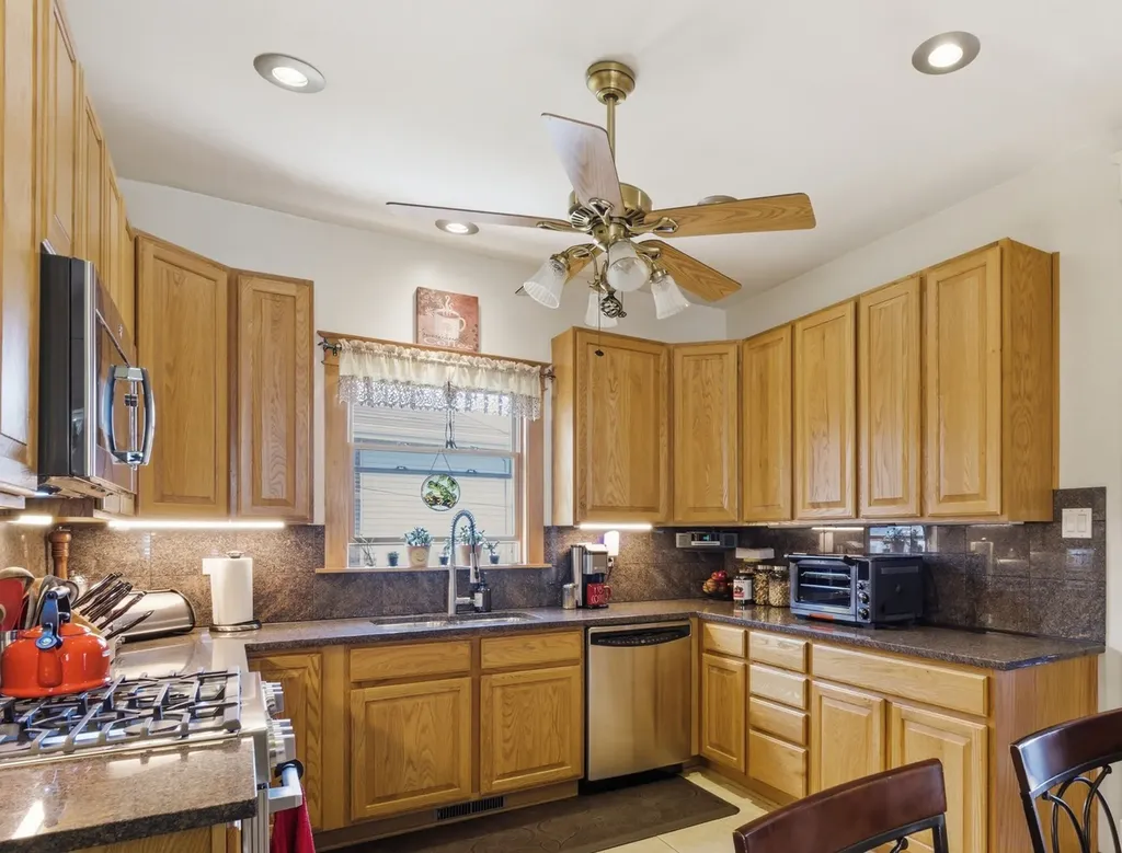 5320 North Lovejoy Avenue Chicago IL 60630