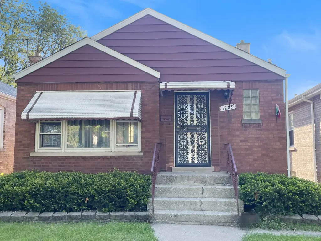 12837 South Union Avenue Chicago IL 60628