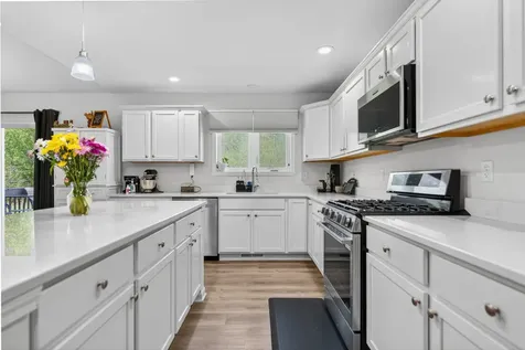 407 Sambor Trail Belvidere IL 61008