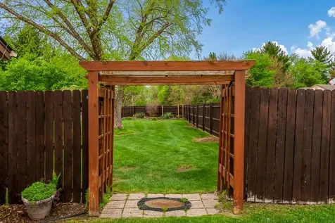 10966 China Berry Lane Machesney Park IL 61115