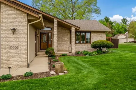 10966 China Berry Lane Machesney Park IL 61115