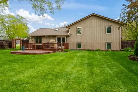 10966 China Berry Lane Machesney Park IL 61115