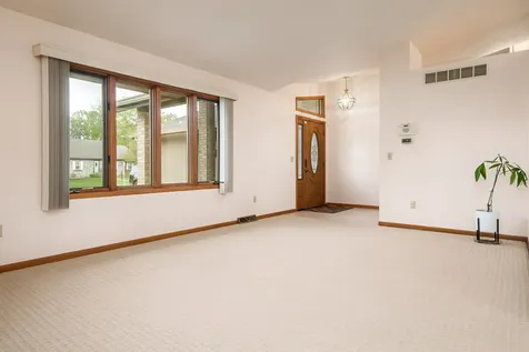 10966 China Berry Lane Machesney Park IL 61115