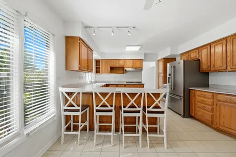 10S324 East Hampshire Lane Willowbrook IL 60527