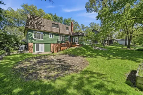 10S324 East Hampshire Lane Willowbrook IL 60527