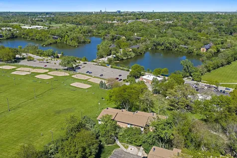 5803 Oakwood Drive Lisle IL 60532