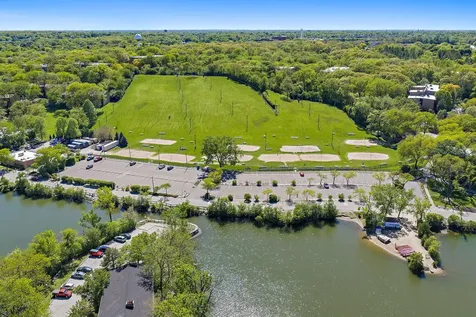 5803 Oakwood Drive Lisle IL 60532