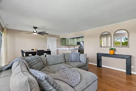 5803 Oakwood Drive Lisle IL 60532