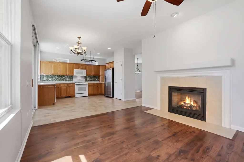 11832 Kensington Drive Huntley IL 60142