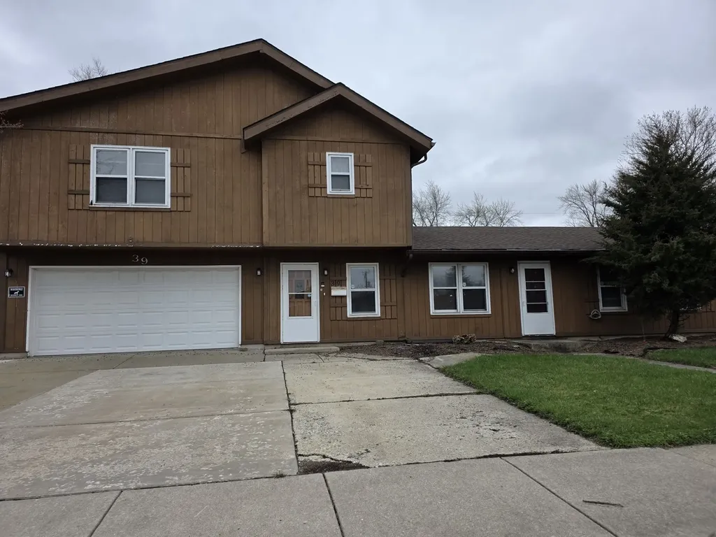 39 Arlington Drive Romeoville IL 60446