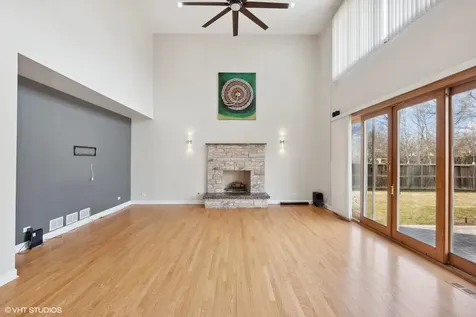 17W234 Massel Court Bensenville IL 60106
