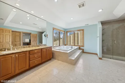 17W234 Massel Court Bensenville IL 60106