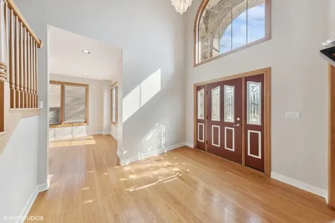 17W234 Massel Court Bensenville IL 60106