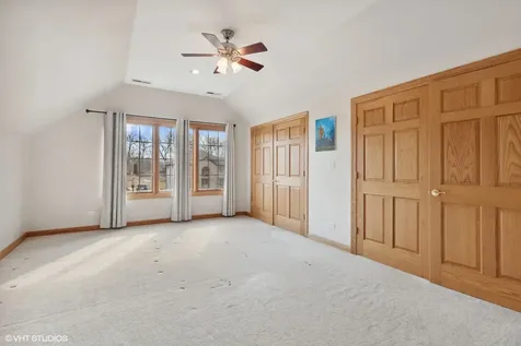 17W234 Massel Court Bensenville IL 60106