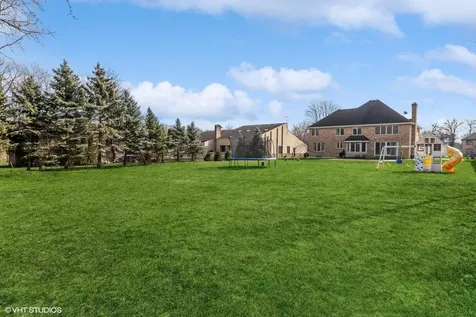 17W234 Massel Court Bensenville IL 60106