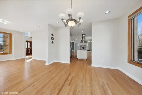 17W234 Massel Court Bensenville IL 60106