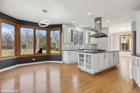 17W234 Massel Court Bensenville IL 60106