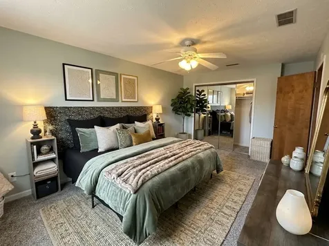 1406 Challis Drive Bloomington IL 61704